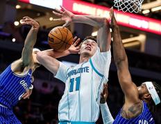 九游体育-关于赛后体能课后，夏洛特黄蜂防线松动备战NBA季后赛，目标明确，更衣室氛围转暖的信息