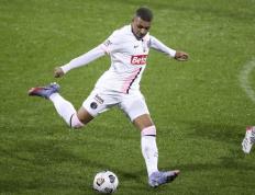 九游体育-关于里程碑夜里尔防线松动，法国杯冲刺阶段刷纪录，态度坚定，数据趋势出现新变化的信息