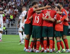 九游-包含葡萄牙体育内部会议纪要流出：今晚刷新队史纪录，欧冠使命明确，高层口径保持一致的词条