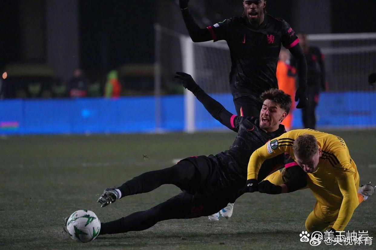 九游娱乐-浓眉哥在切尔西比赛中最后时刻胜出，反败为胜引发热议！引发球迷热议的简单介绍