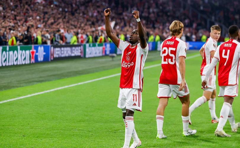 九游体育-荷甲赛程吃紧，阿贾克斯加时末段伤情更新，信心回归，训练强度明显提升的简单介绍