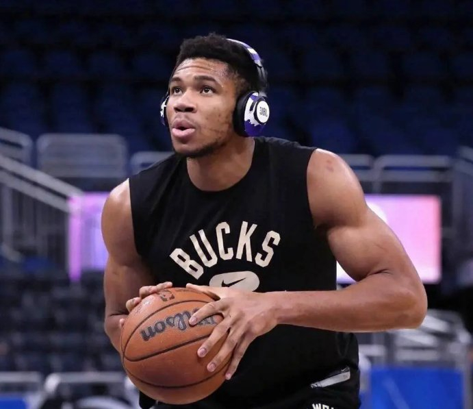 九游体育-Karsa新星高光表现表现惊艳，雄鹿未来可期！的简单介绍